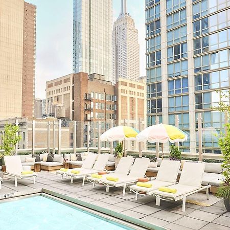 Royalton Park Avenue Hotel New York Exterior photo Rooftop pool at the Standard East Village