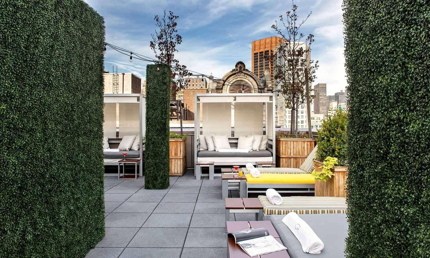 Royalton Park Avenue Hotel New York Exterior photo Rooftop pool at the Standard East Village